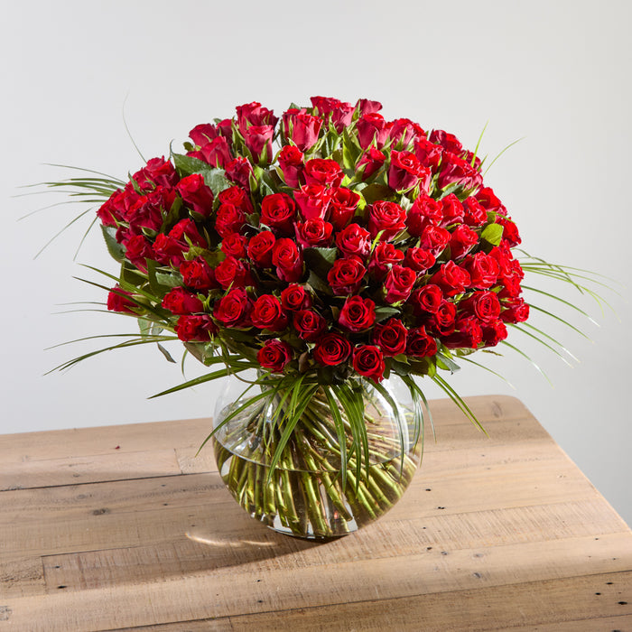 100 Red Roses